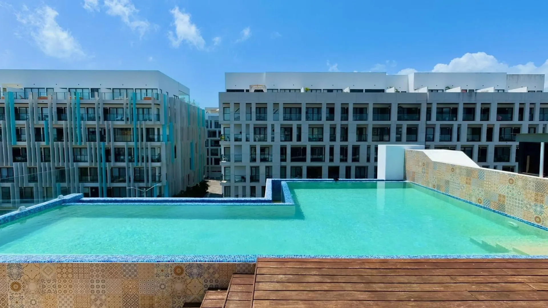 Calle 38 By Booking Guys Playa del Carmen Mexico